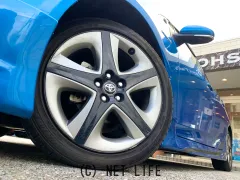 トヨタ プリウス