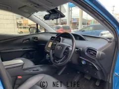 トヨタ プリウス