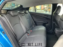 トヨタ プリウス