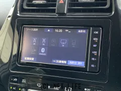 トヨタ プリウス