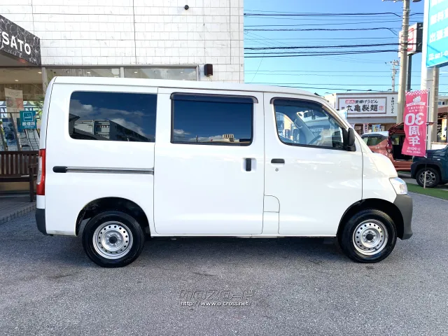 全長×全幅×全高4065×1665×1930mm トヨタ タウンエースバン