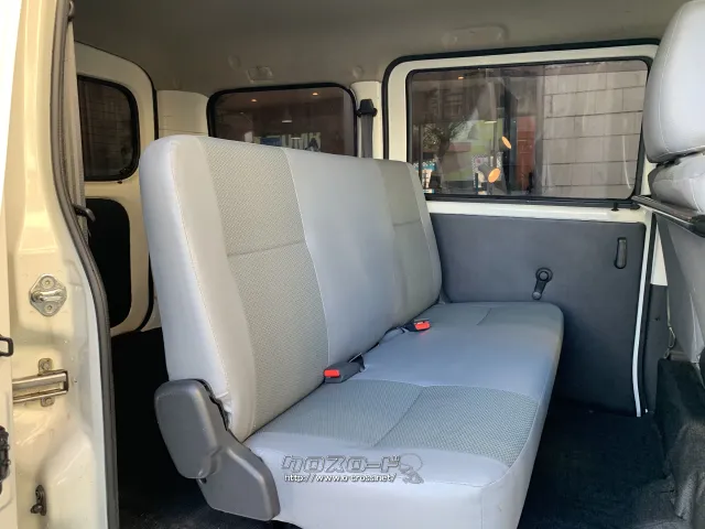 後席も乗車可能! トヨタ タウンエースバン