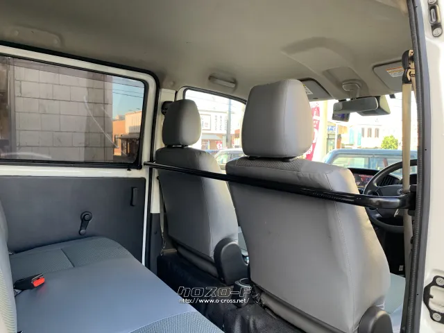 後席も広く、乗車しても窮屈感はありません!! トヨタ タウンエースバン
