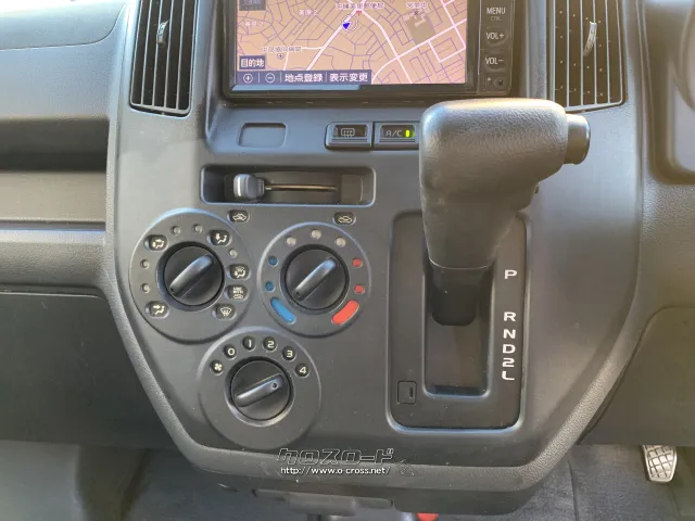 エアコン操作 シフトレバーもシンプルなデザイン トヨタ タウンエースバン