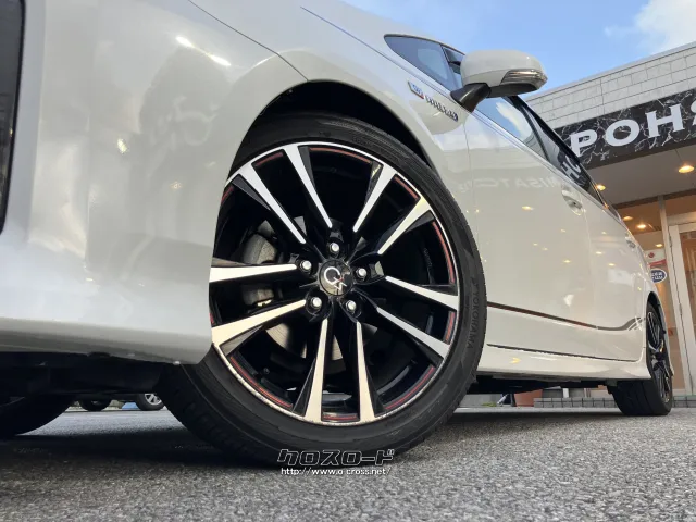 タイヤサイズ(前)225/45R18 91Wタイヤサイズ(後)225/45R トヨタ プリウスα