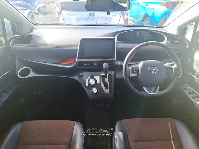 インテリアは使う楽しさを拡げ、心地よい室内空間を実現 トヨタ シエンタ