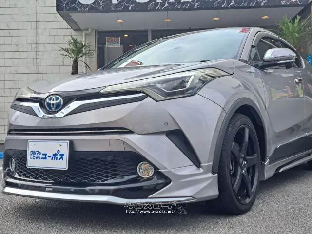 スピード感あるキャビン形状・彫刻的な面造形 トヨタ C-HR