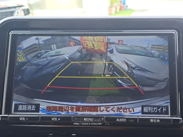 バックカメラで駐車も安心 トヨタ C-HR