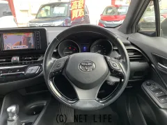 トヨタ C-HR