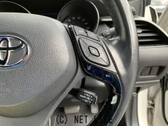 トヨタ C-HR
