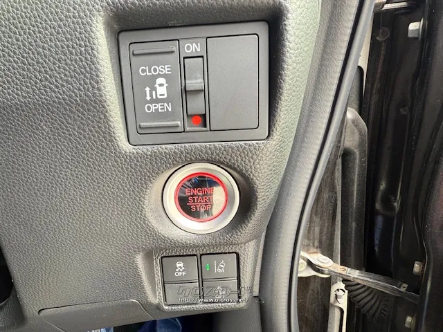 プッシュスタート、各安全装備の操作スイッチ ホンダ N-BOX