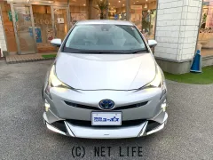 トヨタ プリウス