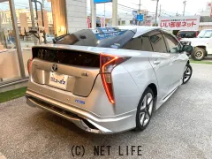 トヨタ プリウス