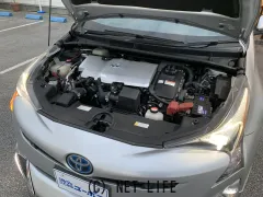 トヨタ プリウス