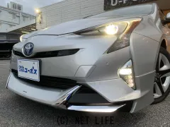 トヨタ プリウス