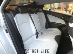 トヨタ プリウス