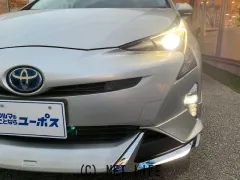 トヨタ プリウス