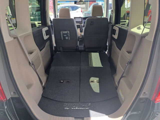 後席を倒し荷室を拡大!大きな荷物も積み込み可能に!! ホンダ N-BOX
