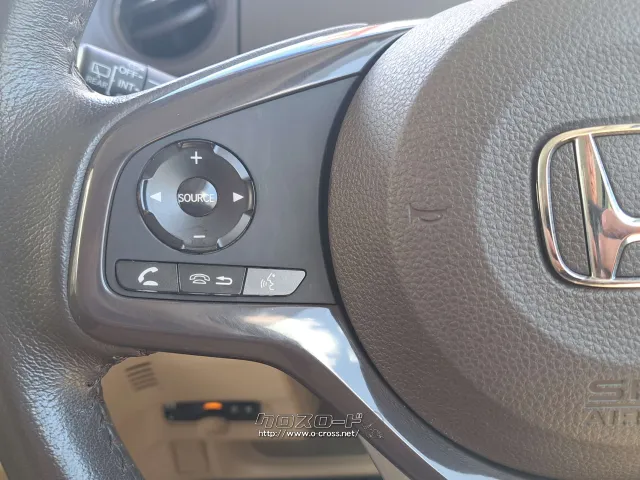 ハンドル左でオーディオ操作が可能 ホンダ N-BOX