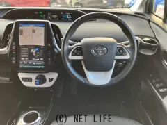 トヨタ プリウスPHV