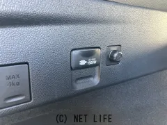 トヨタ プリウスPHV