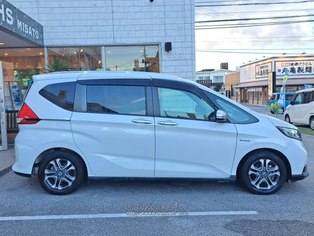 クロスオーバースタイルの新グレード「ハイブリッド・クロスターホンダセンシング」 ホンダ フリード