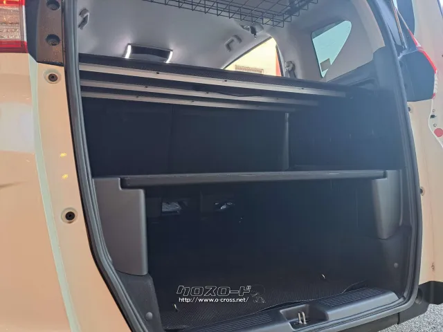 ラゲージボード活用し、様々な形の荷室を実現 ホンダ フリード