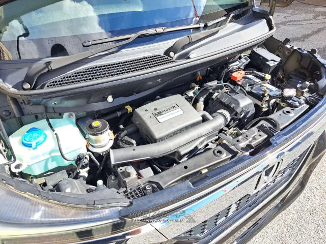 種類水冷直列3気筒DOHC12バルブ総排気量658cc ホンダ N-BOX