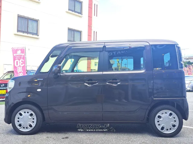 気になる燃費はJC08モード燃費28.2km/リットル スズキ スペーシア