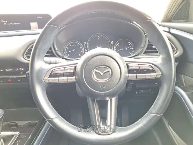 是非ご来店して乗り込んでみてください マツダ CX-30