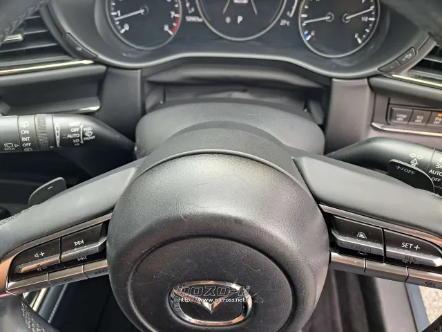 パドルシフト付き マツダ CX-30