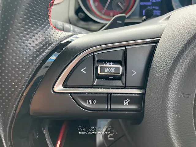 ステアリングスイッチ スズキ スイフト