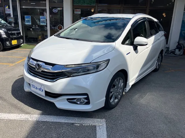 ハイブリッド車はクラストップとなる34.0km/L(JC08モード) ホンダ シャトル