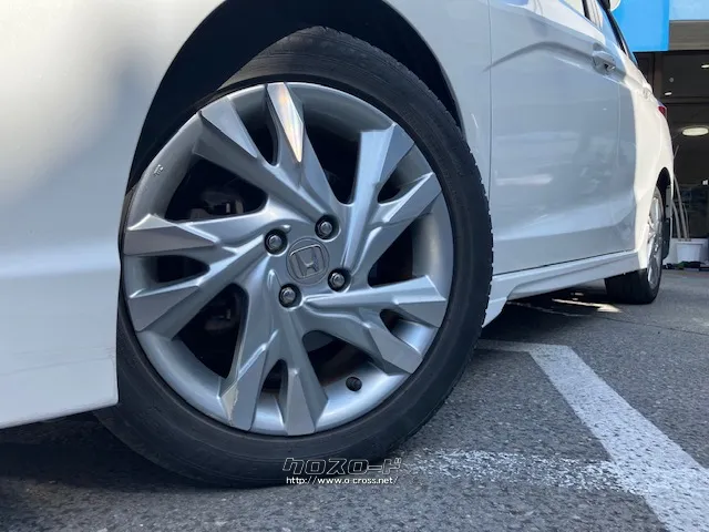 タイヤサイズ 185/55R16 83V ホンダ シャトル