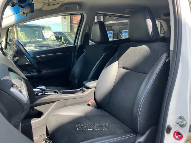 乗員定員 5名 ホンダ シャトル