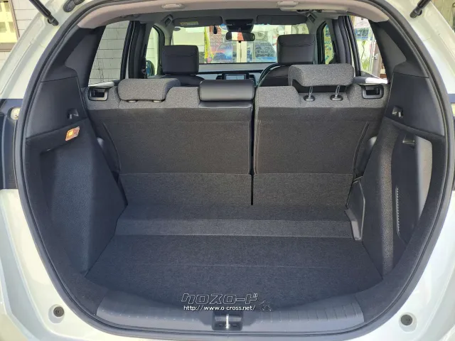 ラゲッジスペース ホンダ フィット