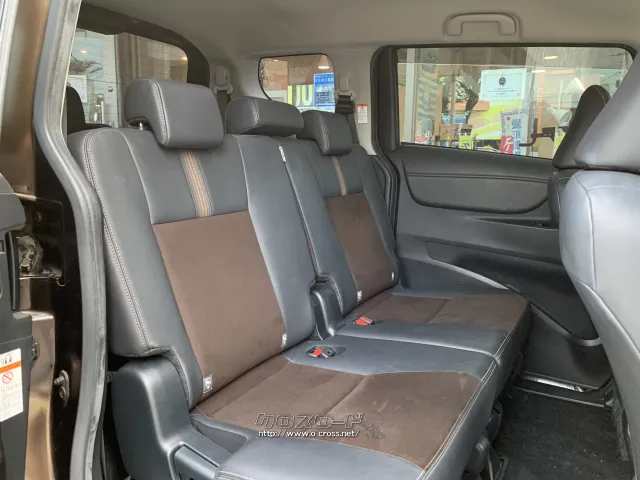 乗員定員 7名 トヨタ シエンタ