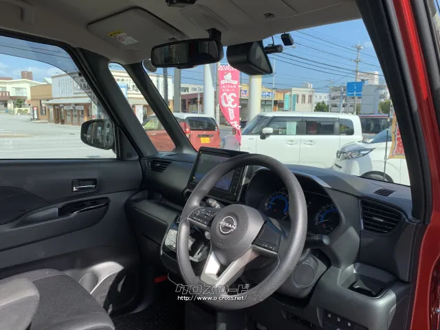 統一感を感じられる上質な内装となっております。 日産 ルークス