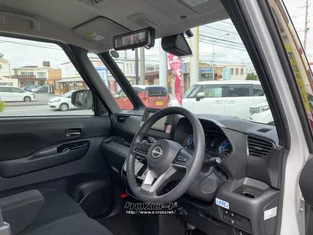 統一感を感じられる上質な内装 日産 ルークス