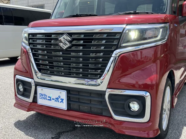 エクステリアは、圧倒的な迫力と存在感を強調するボリュームのある大型メッキ スズキ スペーシア