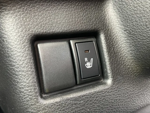 シートヒーター スズキ スペーシア