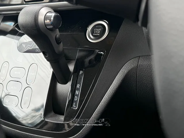 シフトレバー、プッシュスタート機能。 日産 デイズルークス