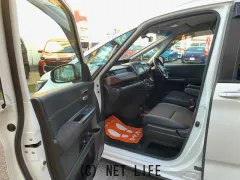 ホンダ フリード+