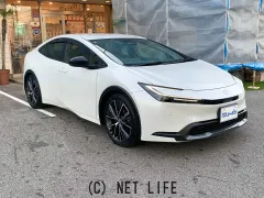 トヨタ プリウス