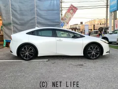 トヨタ プリウス