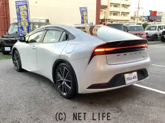 トヨタ プリウス