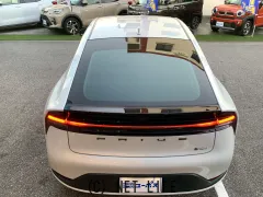 トヨタ プリウス