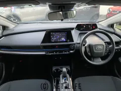 トヨタ プリウス