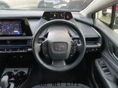 トヨタ プリウス