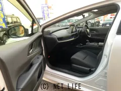 トヨタ プリウス
